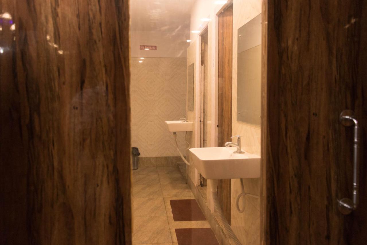Rmd Hotels & Resorts Calcutta  Esterno foto